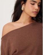 off shoulder slouchy supersoft top in brown