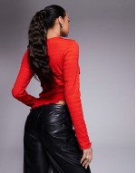 long sve crinkle textured top with asymmetric hem in red