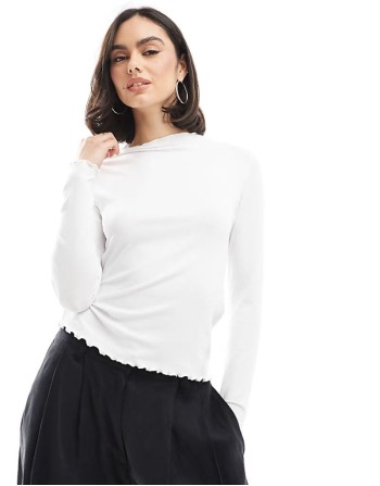 ribbed long sve top with lettuce edge detail in white