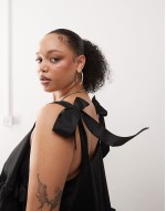 Plus satin ruffle smock dress in black